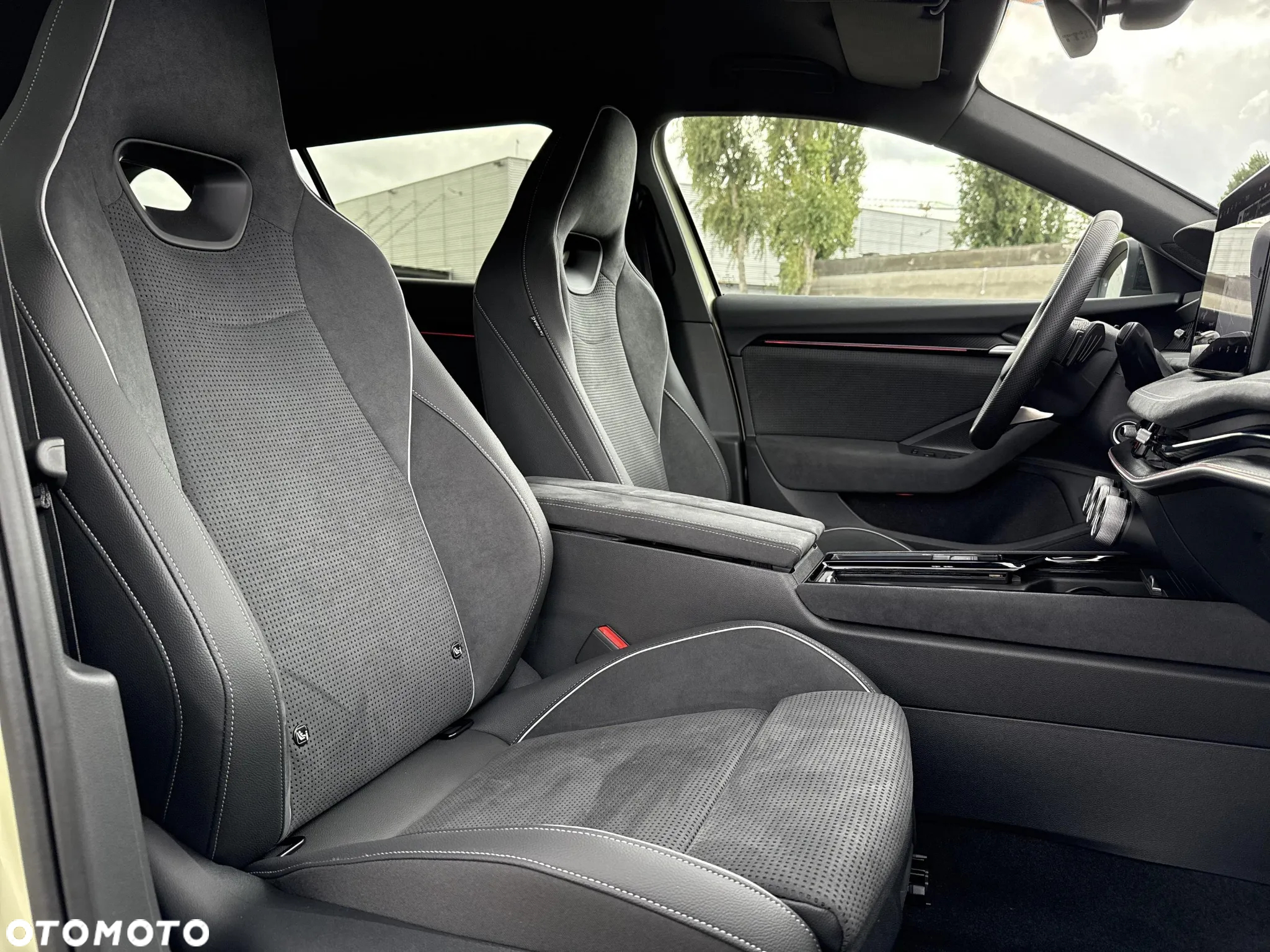 Skoda Superb 2.0 TSI Sportline DSG - 30
