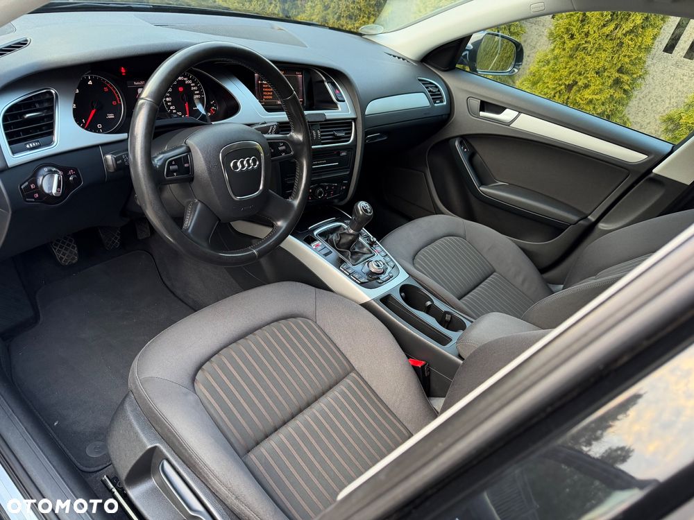 Audi A4 Avant 2.0 TDI DPF Ambiente - 19
