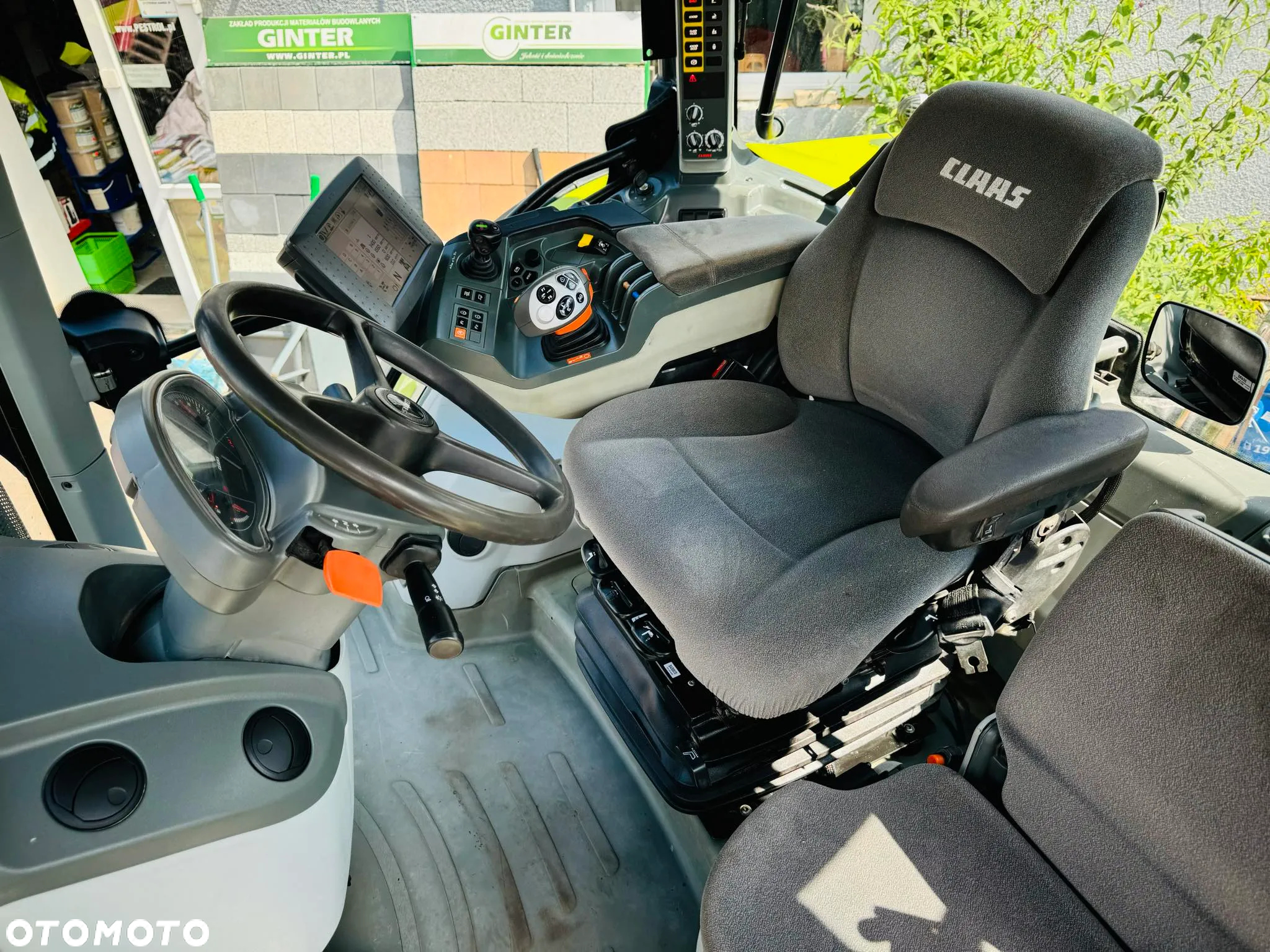 Claas Arion 650 - 8