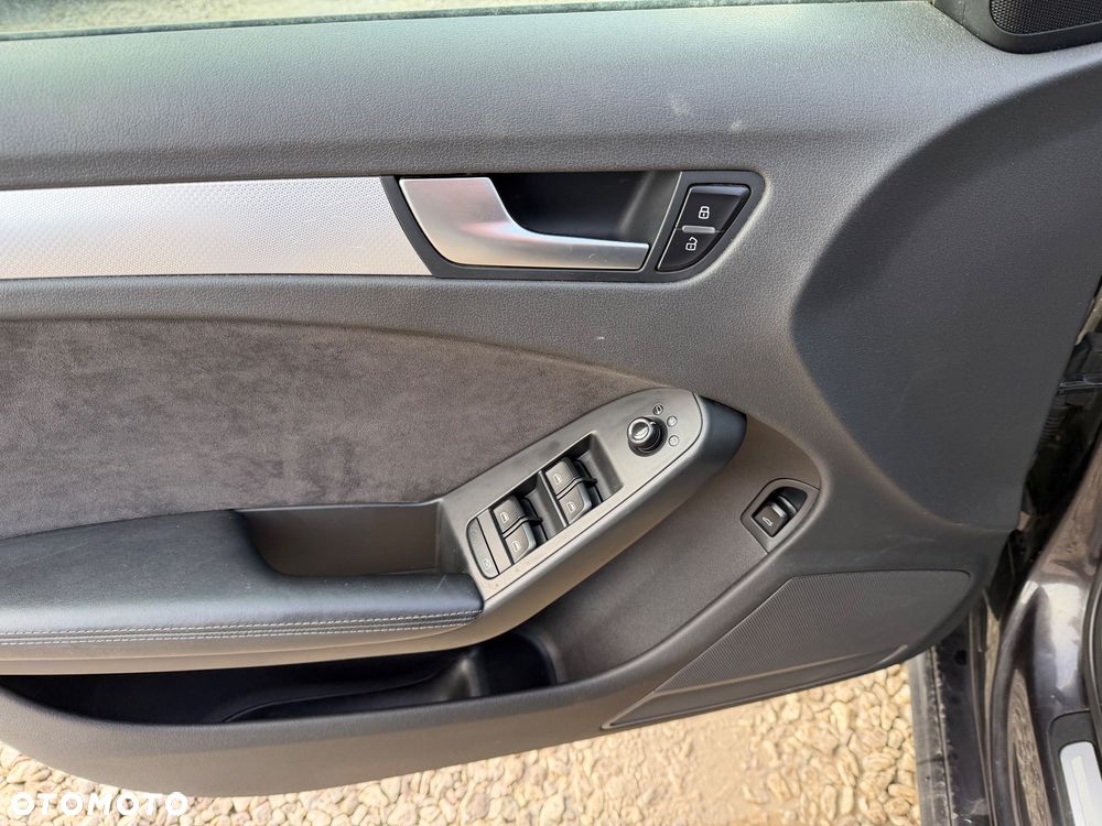 Audi A4 Limousine - 34