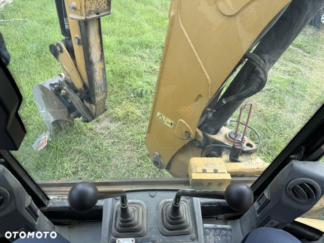 Caterpillar 428E - 10