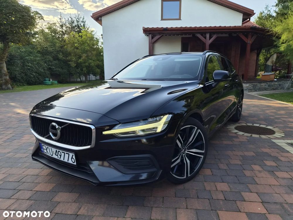 Volvo V60 B4 D Geartronic Momentum Pro - 1