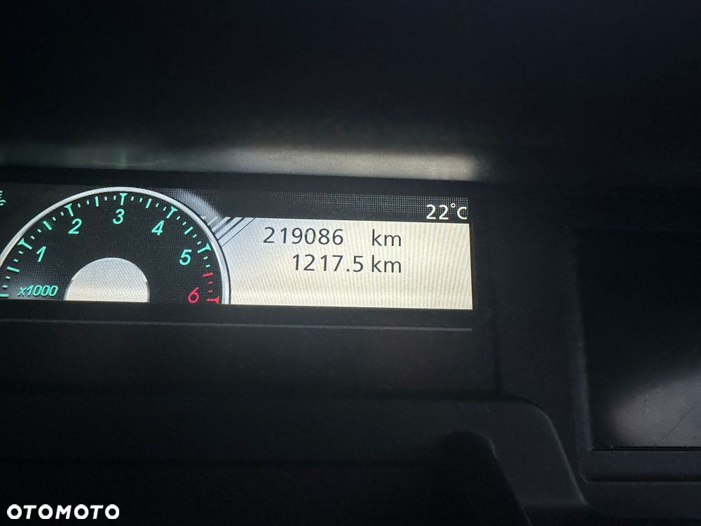 Renault Scenic 1.9 dCi Bose Edition - 12