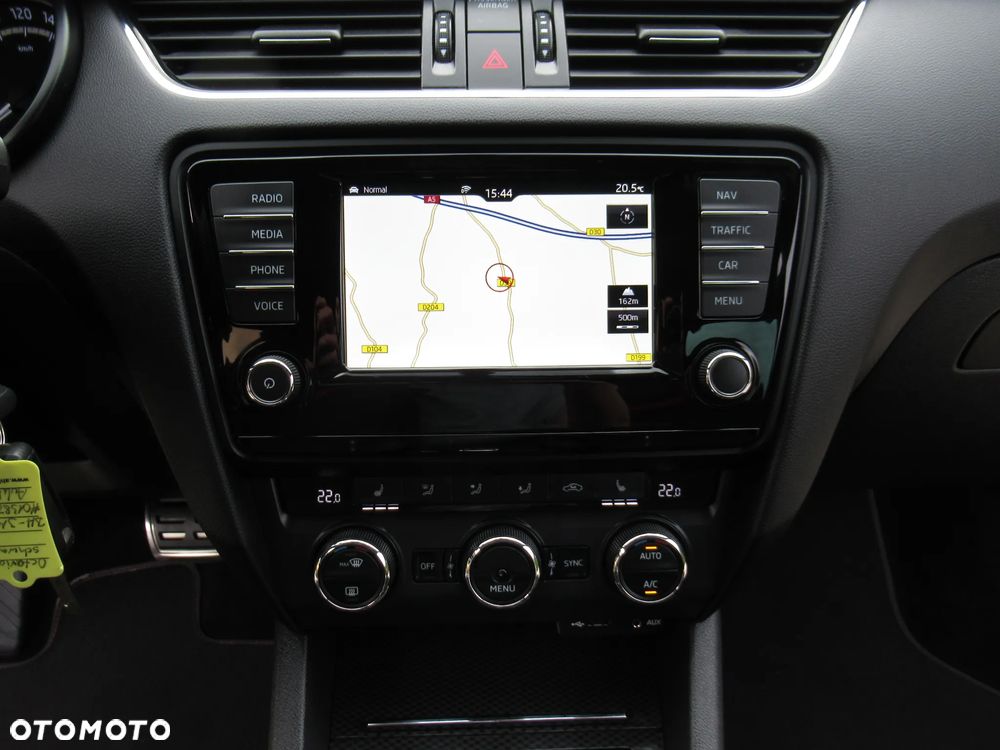 Skoda Octavia 2.0 TDI DSG RS - 6