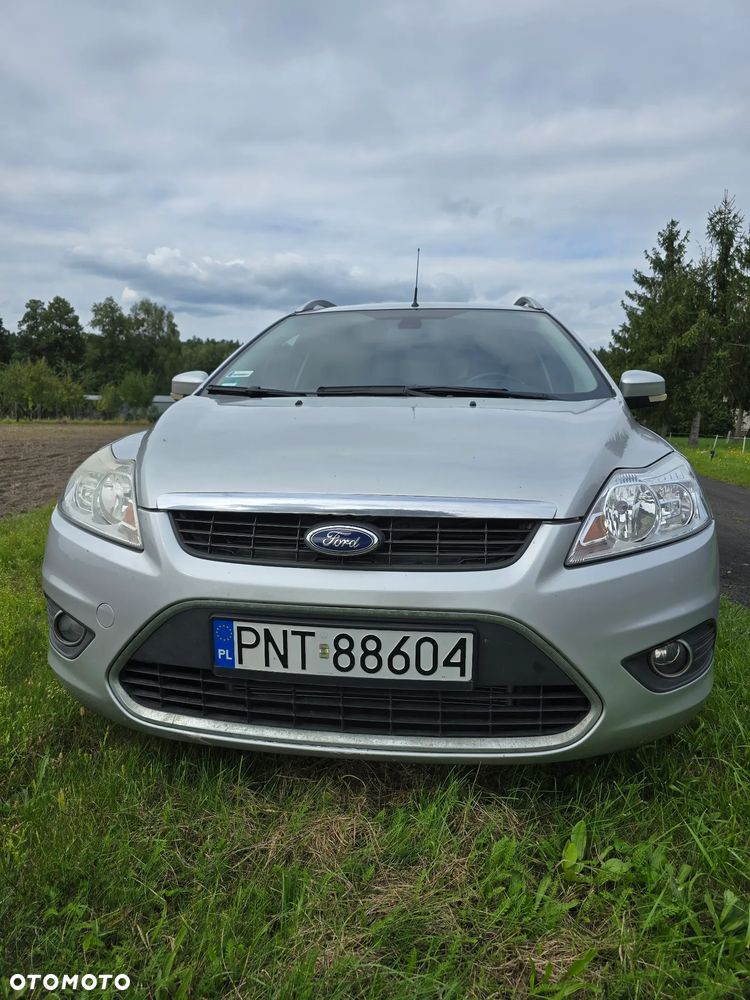 Ford Focus 1.6 Trend - 9