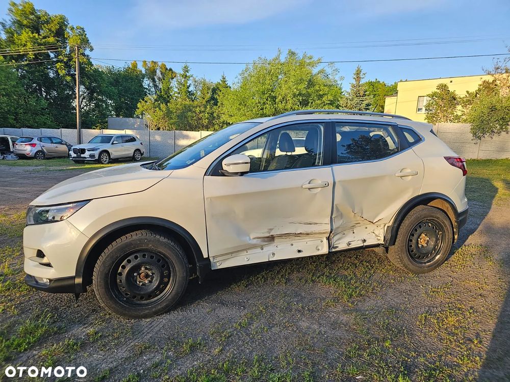 Nissan Qashqai - 4