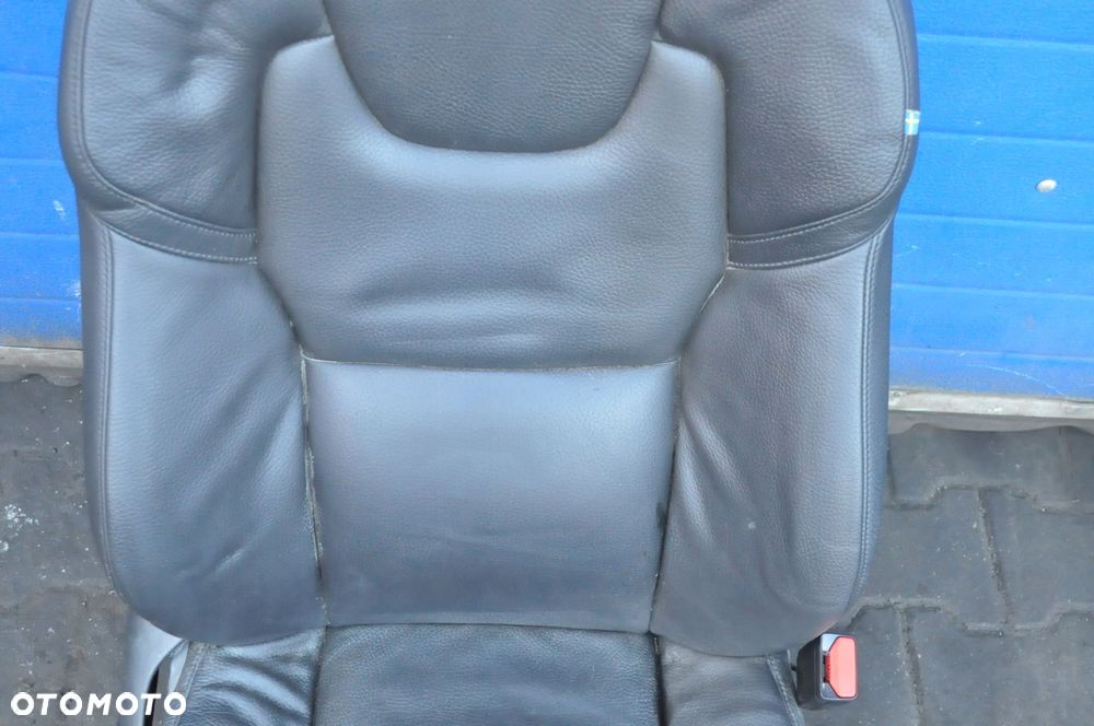 VOLVO XC60 II KOMPLET FOTELI  FOTELE SIEDZENIA SKÓRA KANAPA BOCZKI - 12