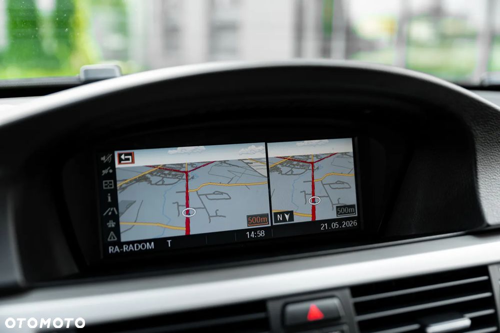 BMW Seria 3 330xi - 31