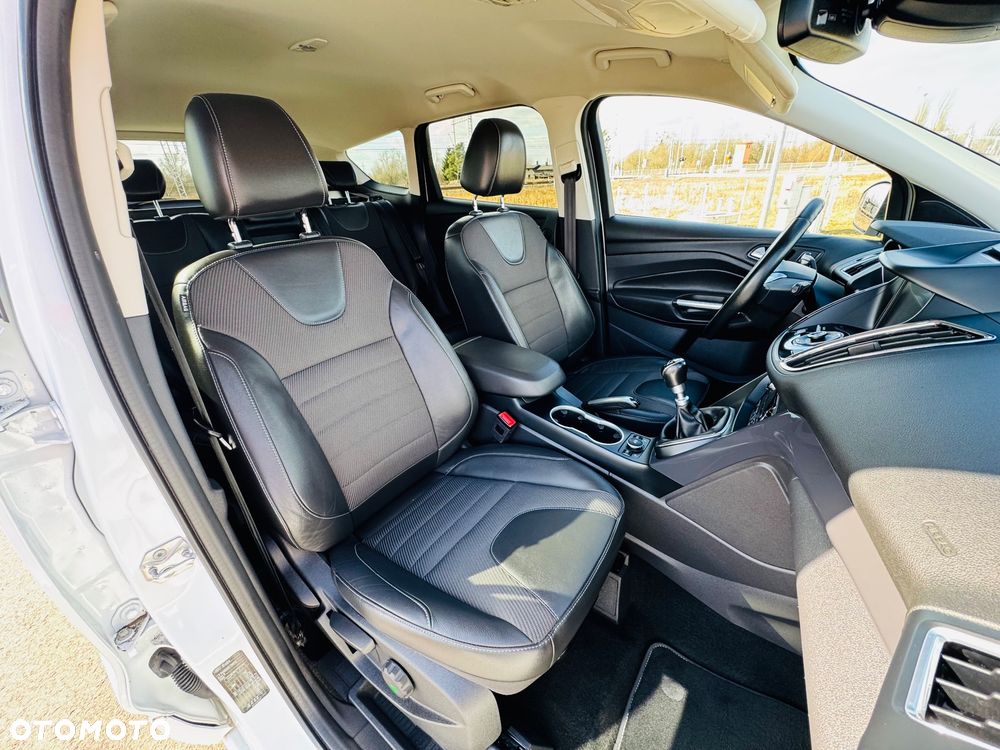 Ford Kuga 1.5 EcoBoost 2x4 Individual - 22