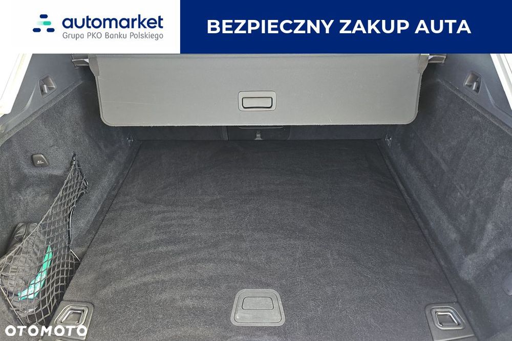 Volvo XC 60 B5 B AWD Momentum Pro - 17