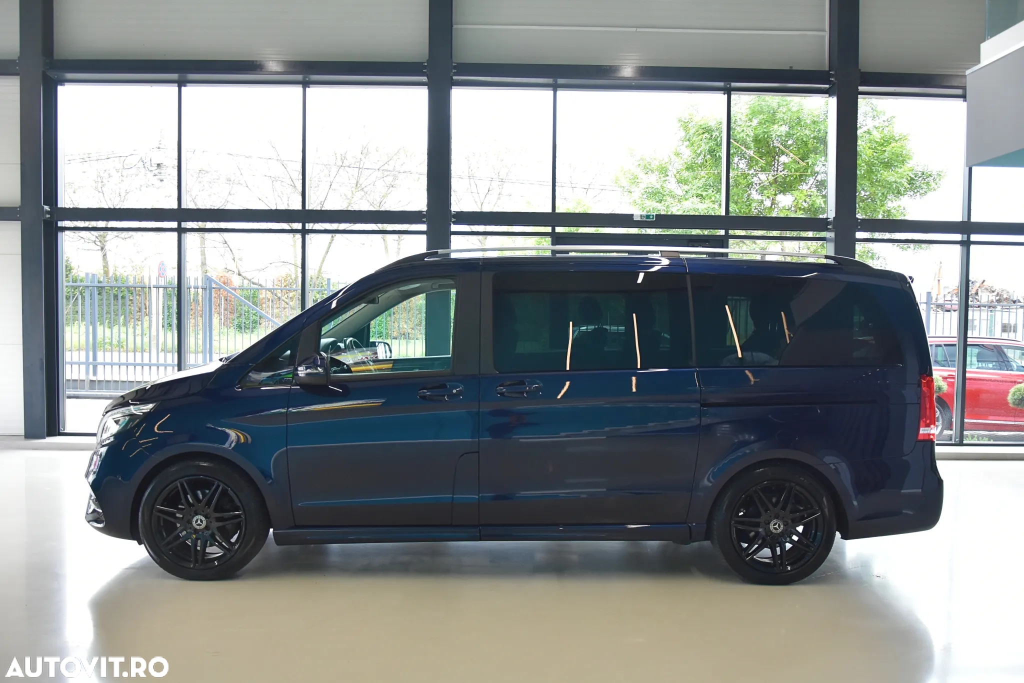 Mercedes-Benz V 250 d Combi Lung 190 CP RWD 9AT Exclusive - 10