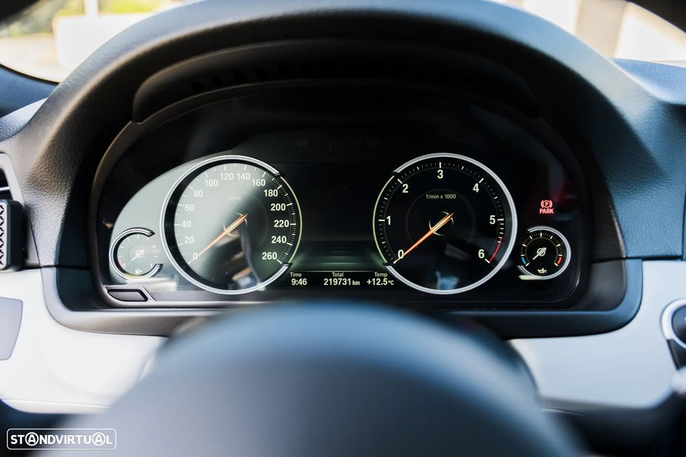 BMW 525 d xDrive Pack M Auto - 12