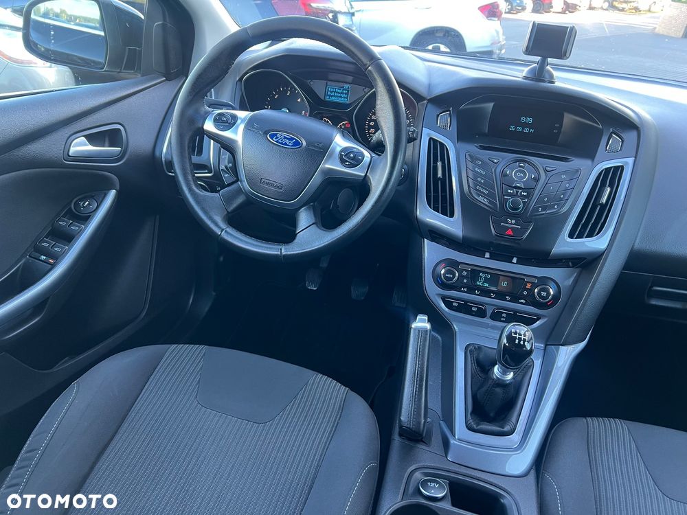 Ford Focus - 18
