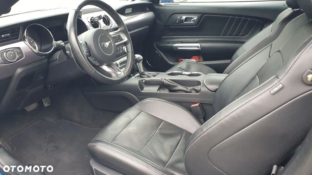 Ford Mustang 5.0 V8 GT - 9