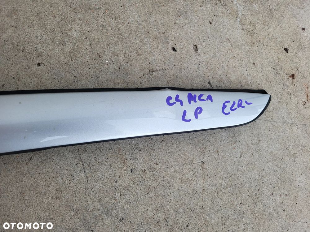 Listwa szyby czołowej lewa Citroen C4 Picasso II - 2