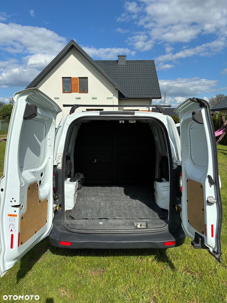Ford Transit Courier - 5