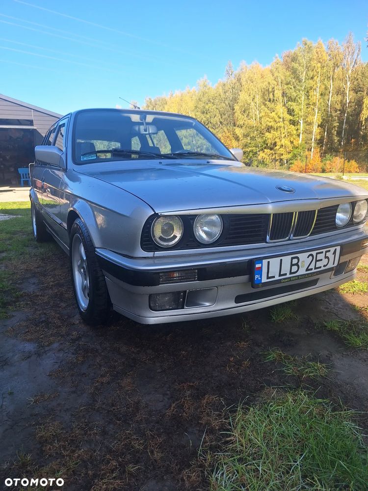 BMW E30