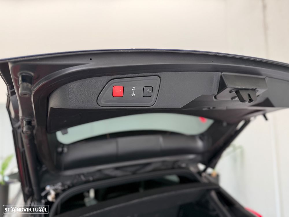 Peugeot 3008 1.5 BlueHDi GT Line EAT8 - 27