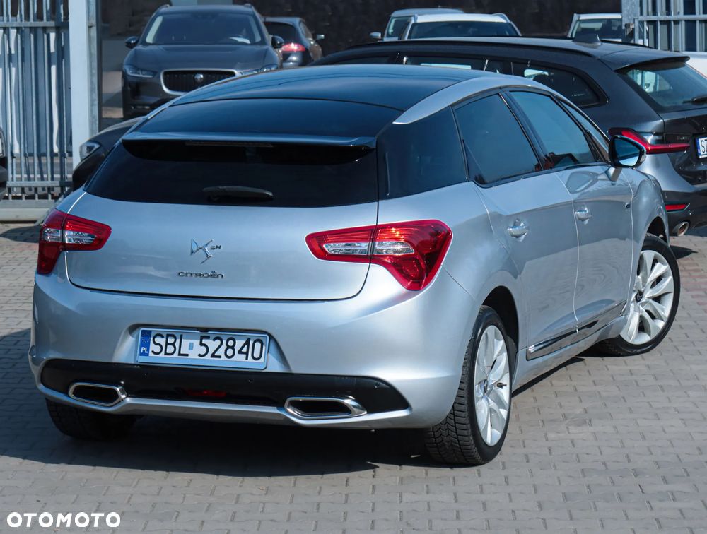 Citroën DS5 2.0 HDi Hybrid4 SportChic MCP - 8
