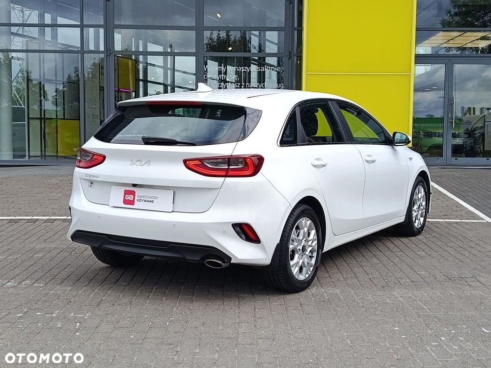 Kia Ceed 1.5 T-GDI M - 6