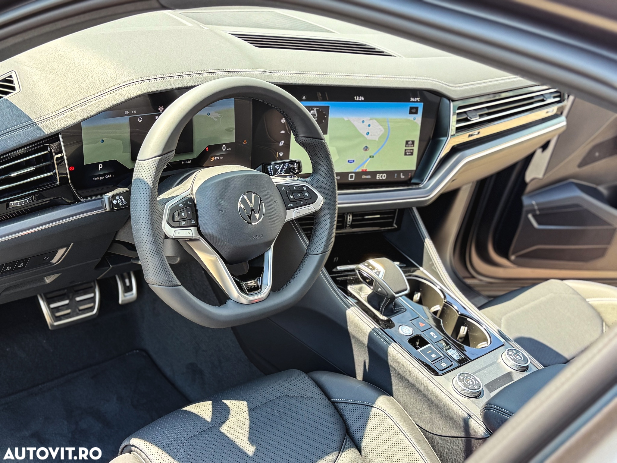 Volkswagen Touareg V6 TDI 4MOTION R-Line - 16
