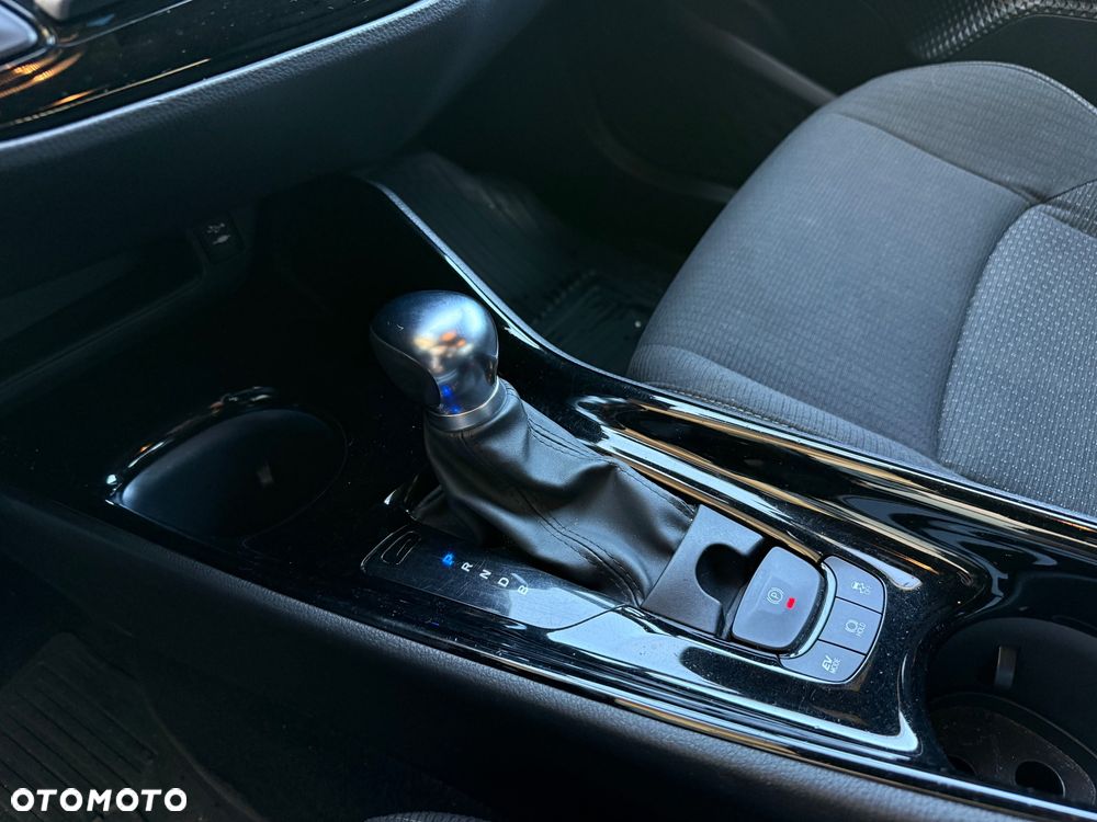 Toyota C-HR Lounge - 33