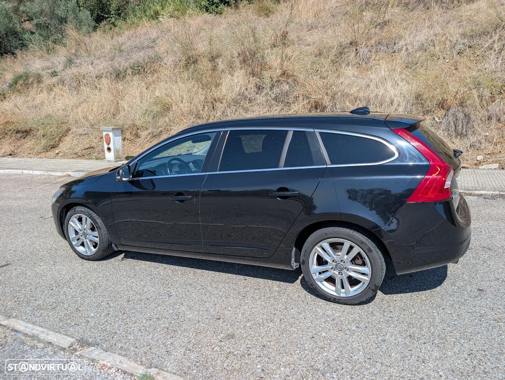 Volvo V60 DRIVe Momentum - 3