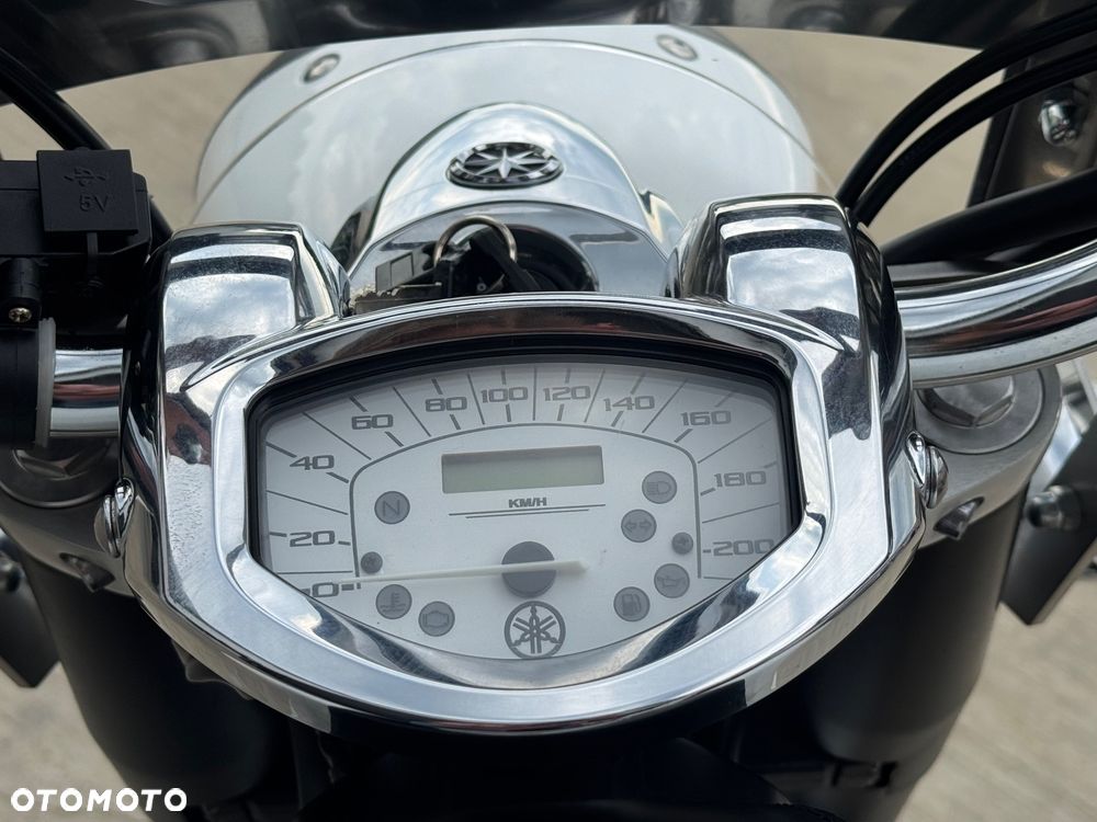 Yamaha XVS - 11
