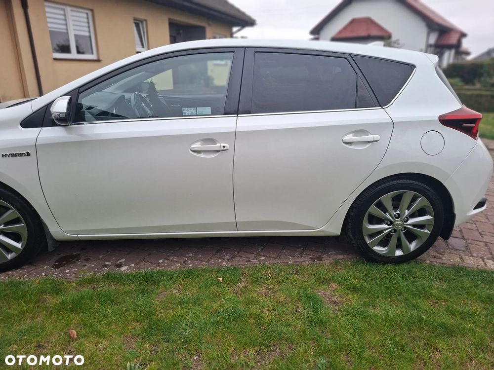 Toyota Auris - 13