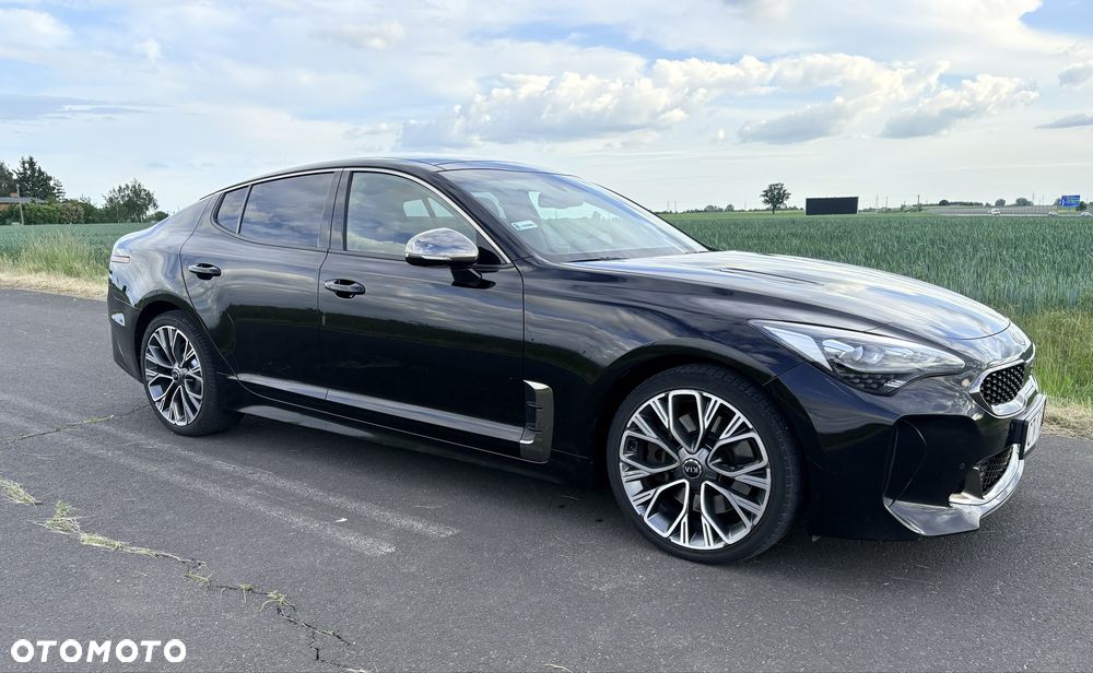 Kia Stinger - 3