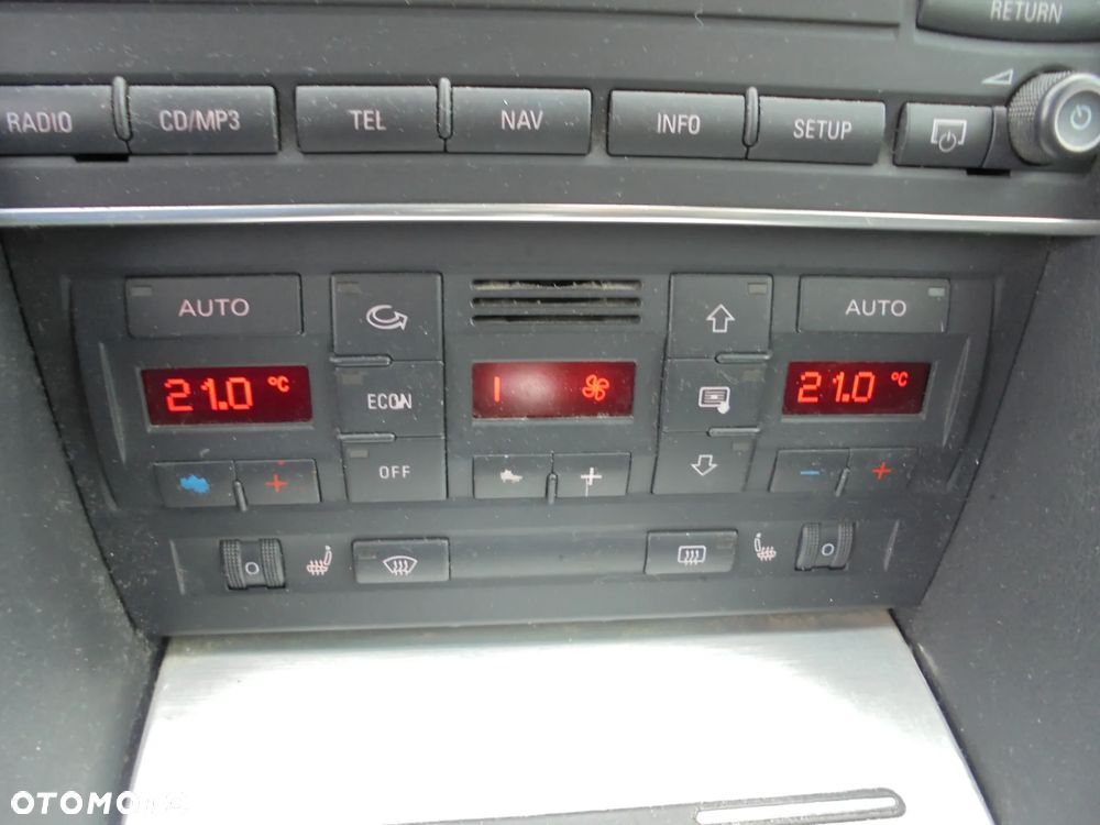 Audi A4 Avant 2.0 T FSI - 22