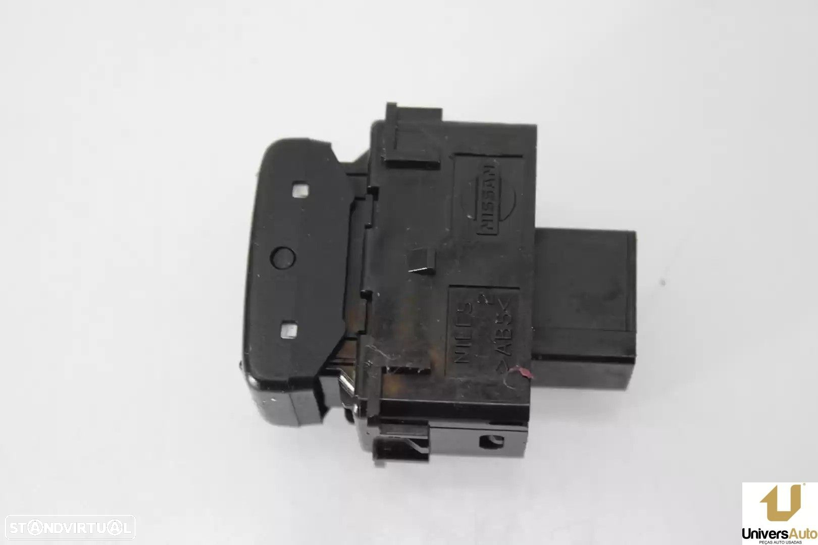 INTERRUPTOR NISSAN NP300 NAVARA 2006 -CIERRE PUERTAS - 2