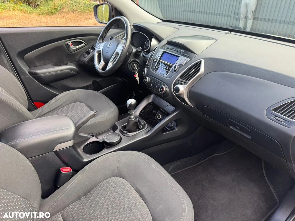 Hyundai ix35 1.7 CRDI 2WD GLS Style - 11