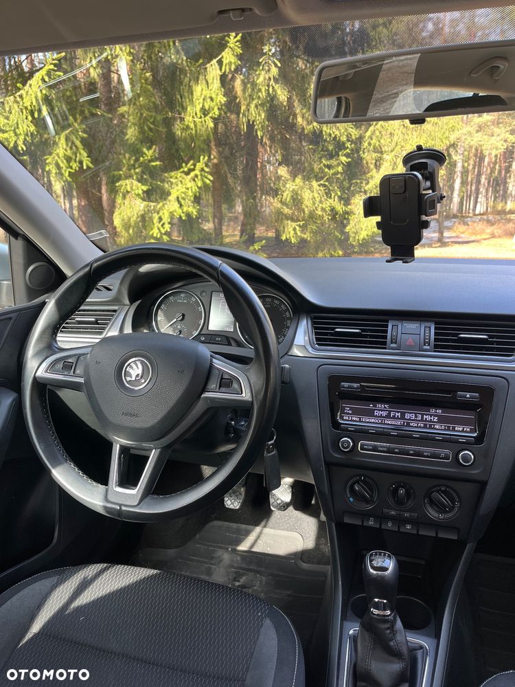 Skoda RAPID Spb 1.2 TSI Ambition Max - 14