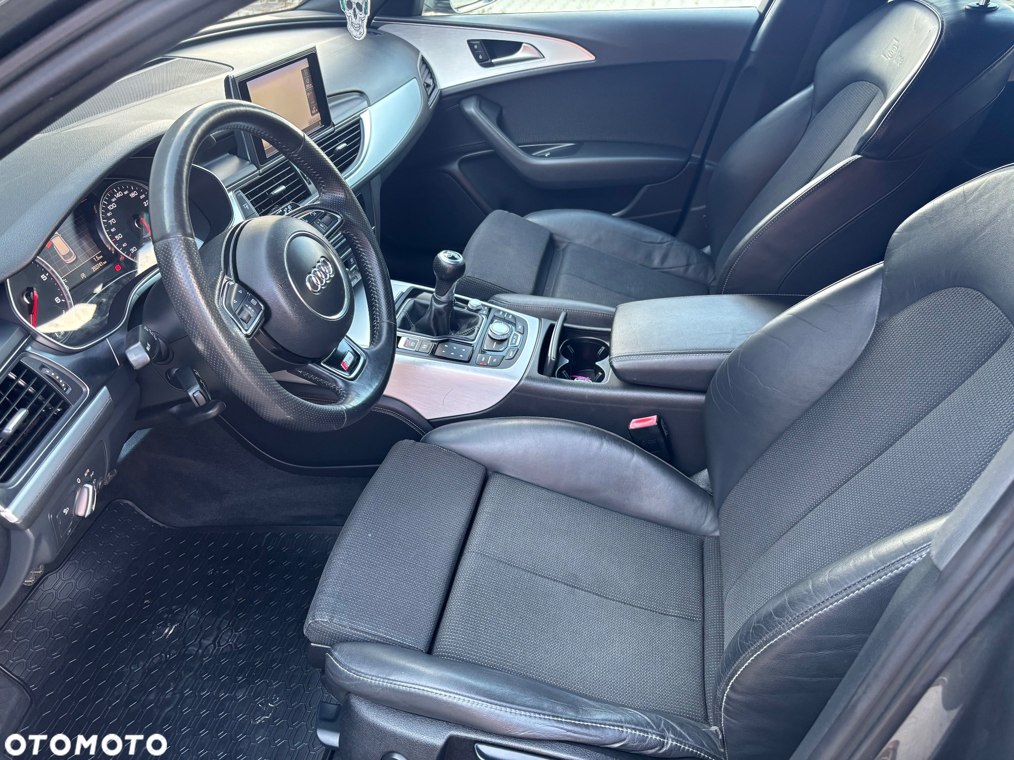 Audi A6 Avant - 32