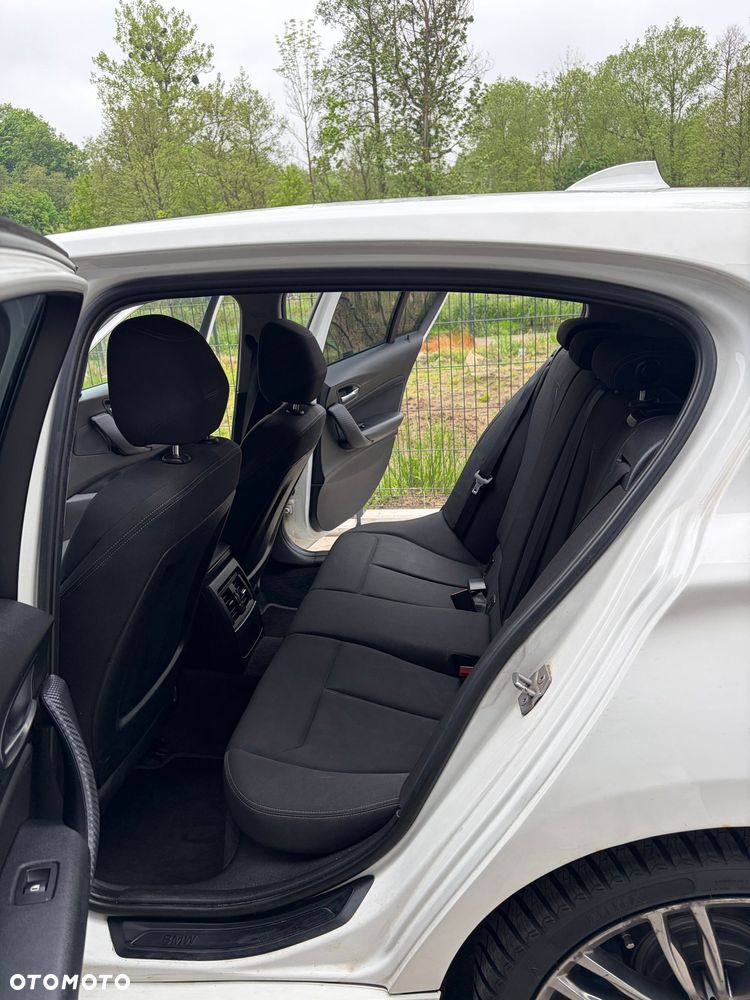 BMW Seria 1 118d Sport Line - 15