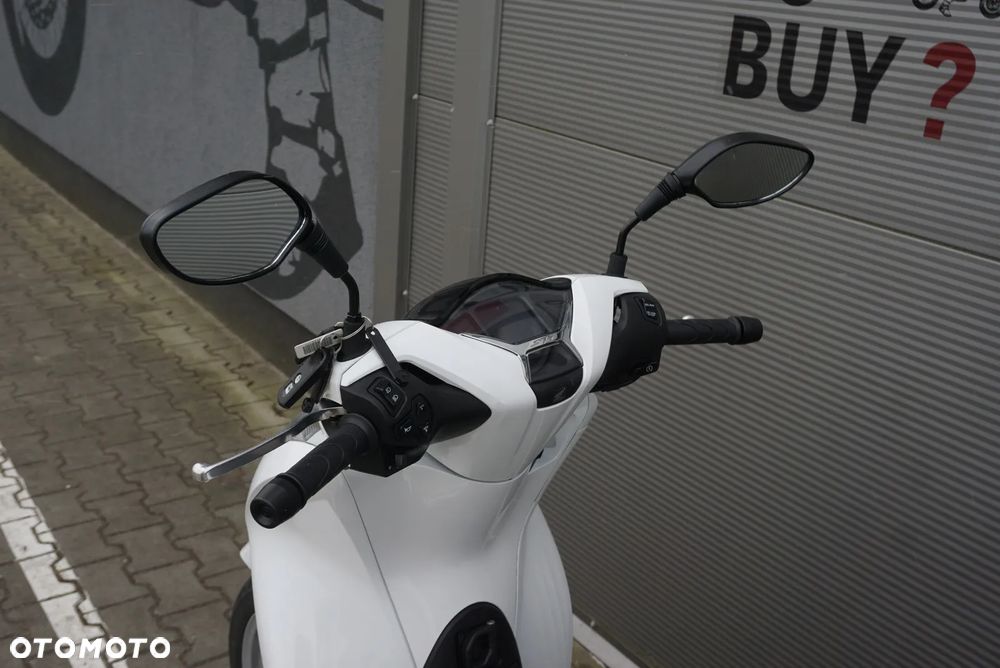 Honda SH - 16