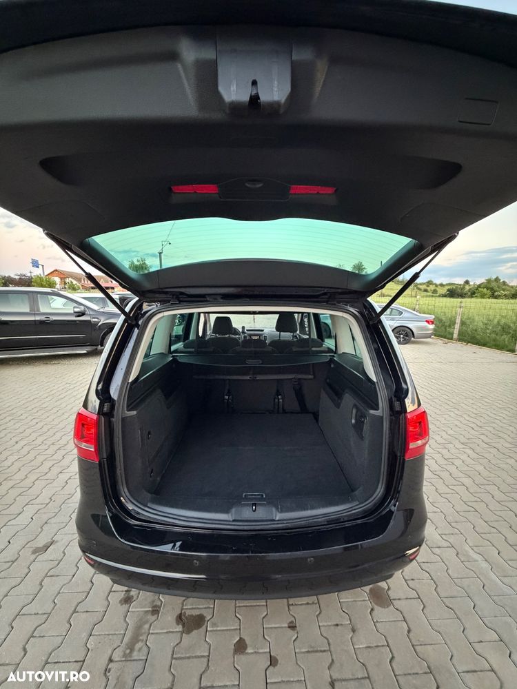 Volkswagen Sharan 2.0 TDI 4MOTION Blue Motion Life - 18