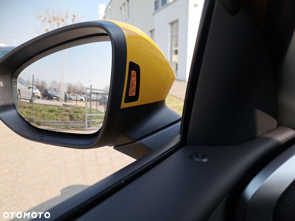 Volkswagen T-Roc 1.5 eTSI Life DSG - 30