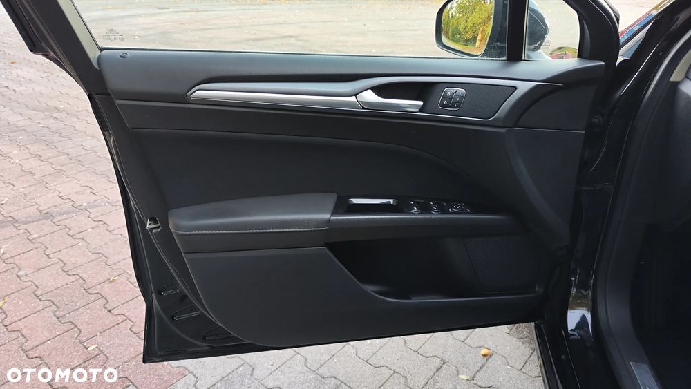 Ford Mondeo 2.0 TDCi Titanium PowerShift - 15