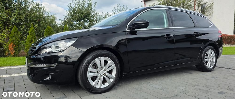 Peugeot 308 BlueHDi FAP 120 Stop&Start Winter Edition - 4