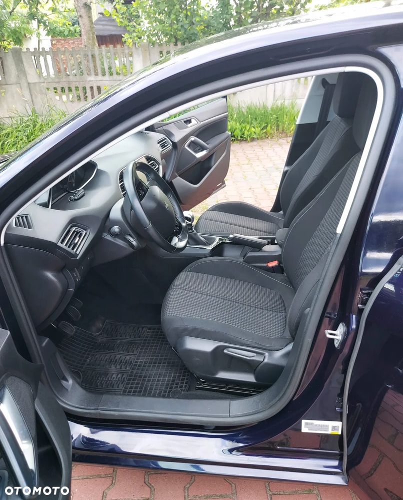 Peugeot 308 - 10