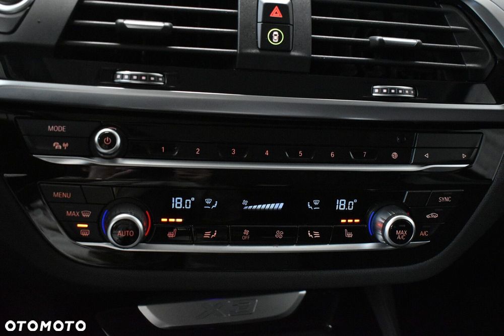 BMW X3 xDrive20d MHEV Advantage - 17