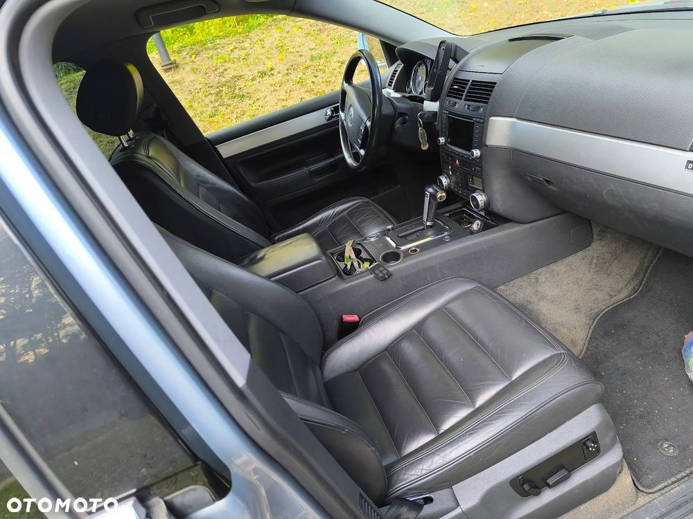 Volkswagen Touareg 3.2 V6 Tiptr - 10
