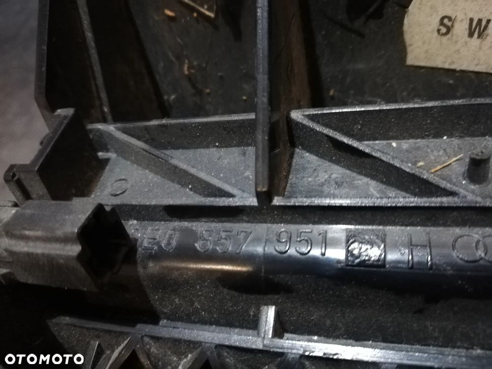 popielniczka audi a4 b6 8e0857951 - 2