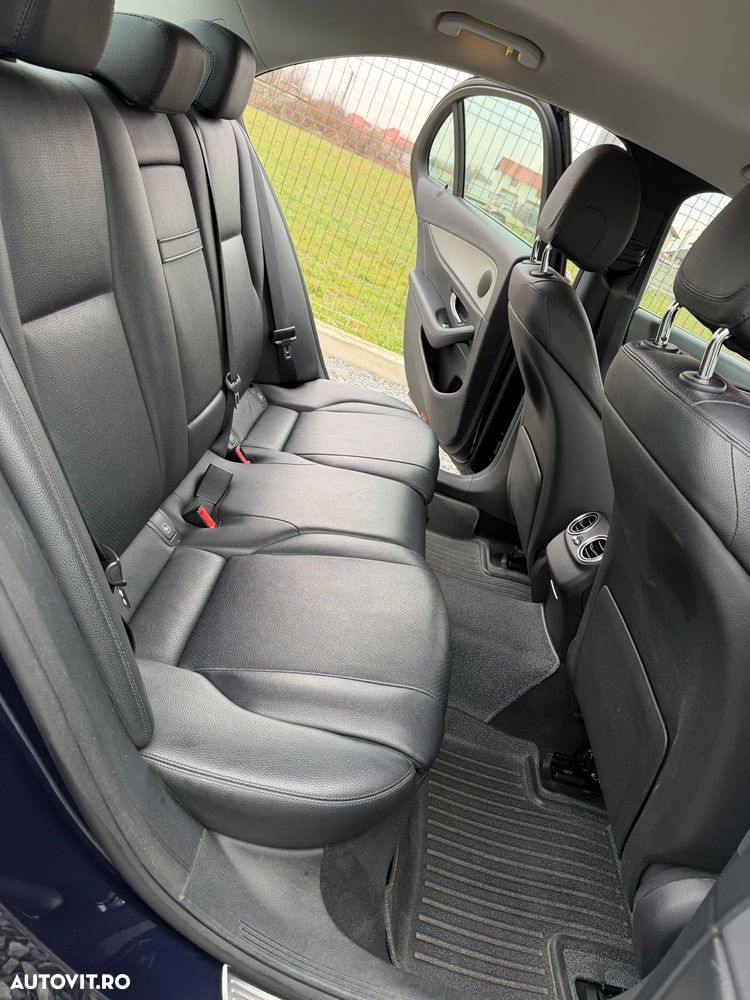 Mercedes-Benz E 200 d 9G-TRONIC Avantgarde - 19