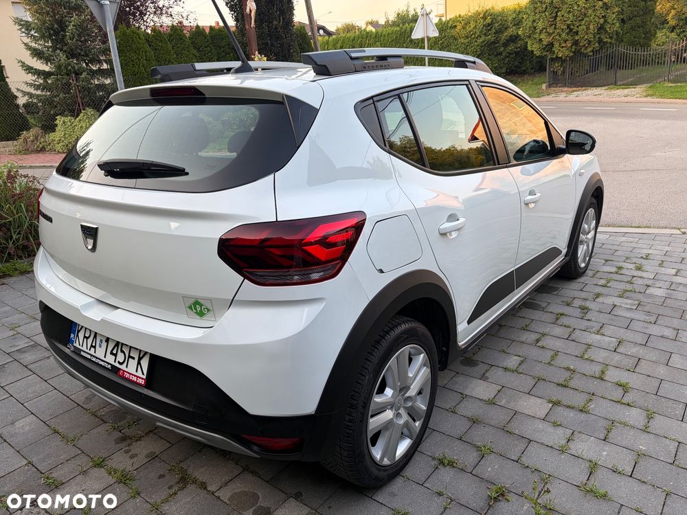 Dacia Sandero Stepway TCe 90 Expression + - 11