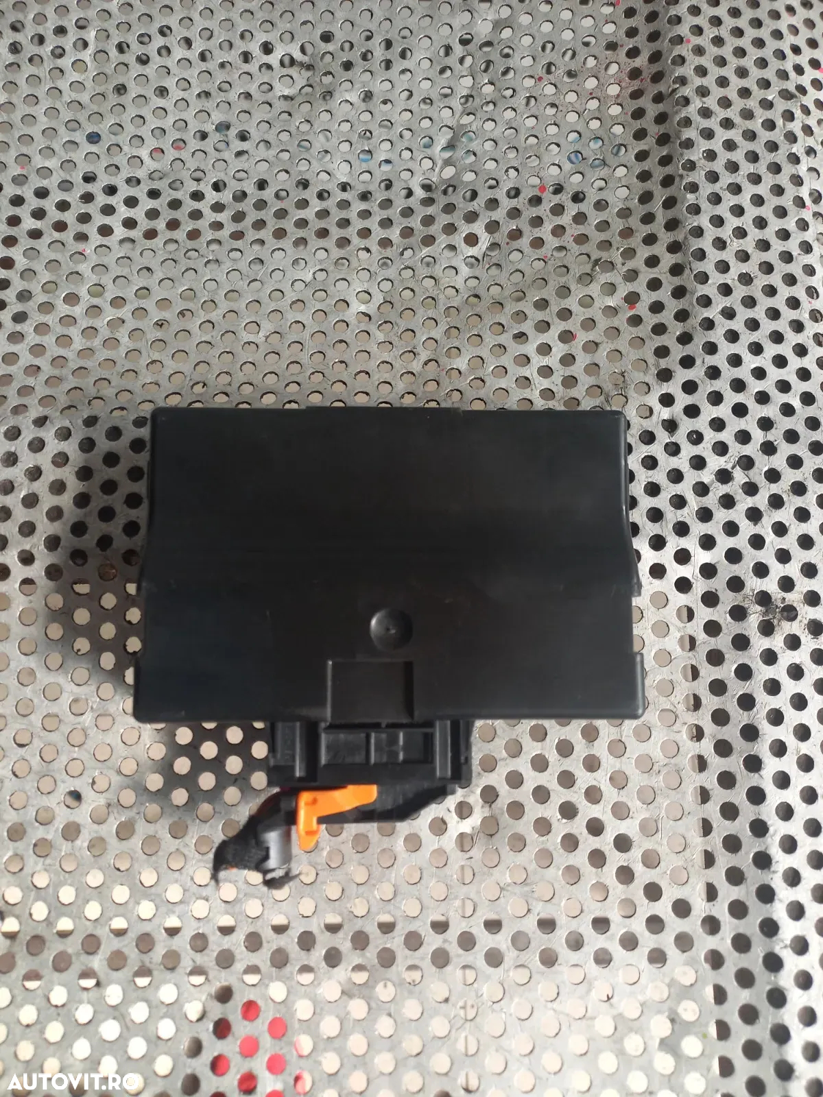 Modul Can Gateway Audi A8 4H D4 An 2010-2011-2012-2013-2014-2015-2016-2017 Cod 4H0907468E Dezmembrez Audi A8 4H D4 Volan Stanga 3.0 Tdi Quattro Motor CDT Cutie MXU - Dezmembrari Arad - 4