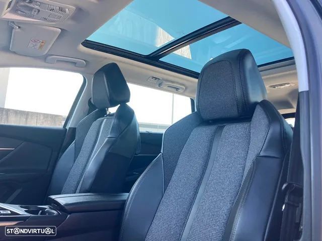 Peugeot 5008 1.2 PureTech Allure EAT8 - 39