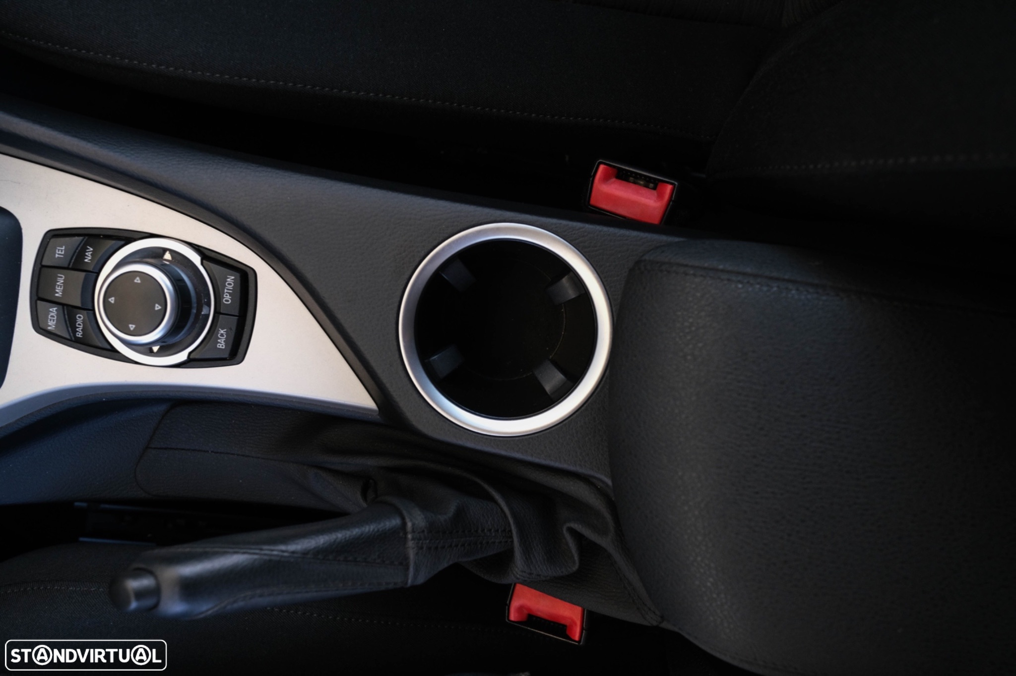 BMW X1 18 d sDrive Auto - 31